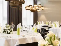 Holiday Inn DRESDEN - AM ZWINGER by IHG Hotels near Circus Sarrasani