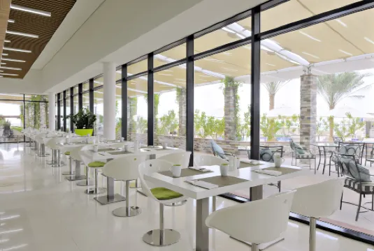 Yas Plaza Bay by IHG (formerly Park Inn by Radisson, Abu Dhabi Yas Island) Empfohlen Photos