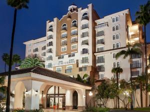 Embassy Suites by Hilton Santa Ana Orange County Airport