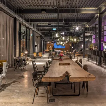 Moxy London Heathrow Airport