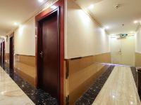 骏怡连锁酒店(深圳中英街店) - 公共区域