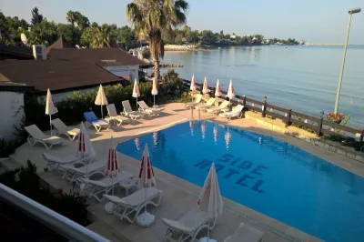 Side Beach Club