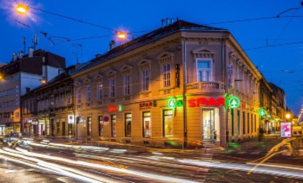 1. 아트 호텔 라이..