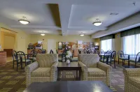 Holiday Inn Express & Suites Kansas City Sport Complex Area Hotels in Unity Village