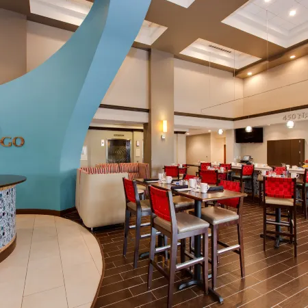 Hotel Indigo CHICAGO-VERNON HILLS by IHG