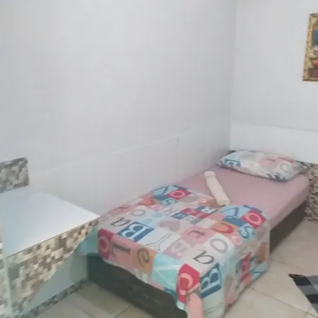 Meu Quarto No Rio de Janeiro Отели рядом с достопримечательностью «Praça Beira Mar»