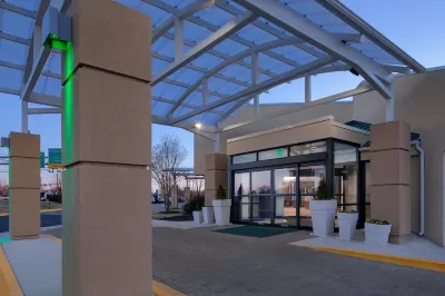 Holiday Inn Washington-College Pk I-95 Отели в г. Калвертон