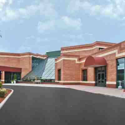 Holiday Inn 馬尼託瓦克 Hotel Exterior