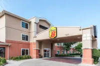 Super 8 by Wyndham Fort Worth North Hotels in Fort Worth
