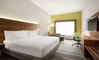 Holiday Inn Express & Suites Cincinnati South - Wilder