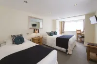 Newtown House Hotel Hotels in Острів Гайлінг