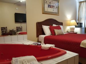 Niagara Inn & Suites