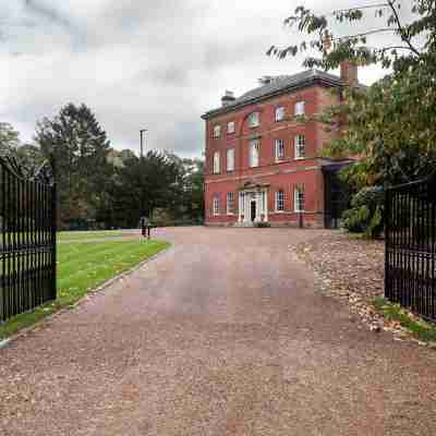 Winstanley House Hotel Exterior