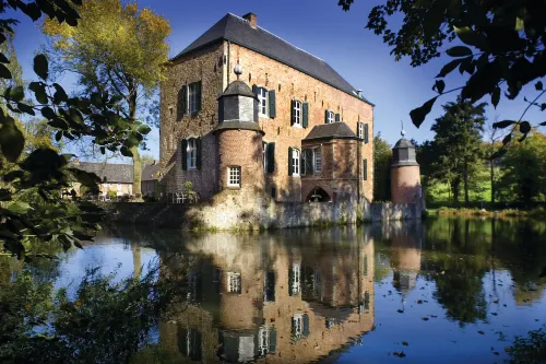 Fletcher Hotel-Restaurant Kasteel Erenstein - parking