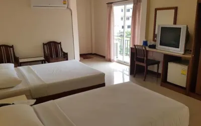Sawasdipong Hotel Hotels in Kong Krailat