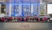 Hilton Motif Seattle - bar