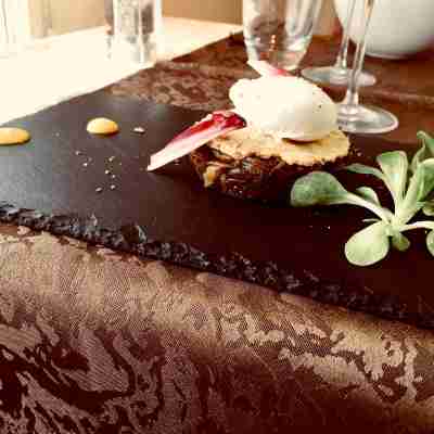 Logis Hotel Eden Lac Dining/Meeting Rooms