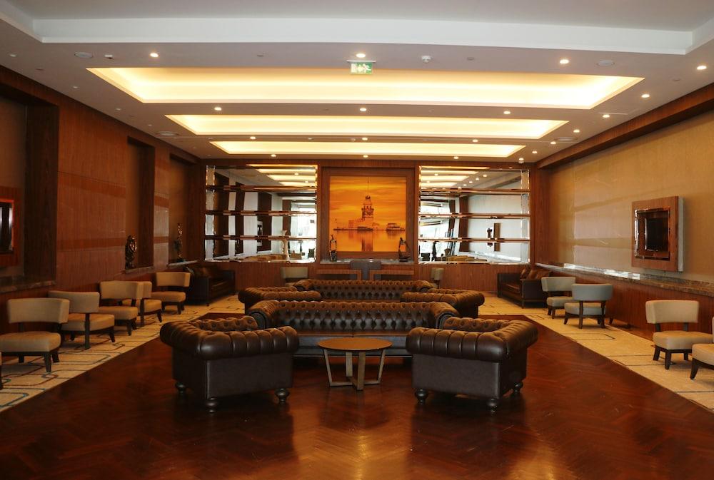 Mercure Istanbul West Hotel & Convention Center