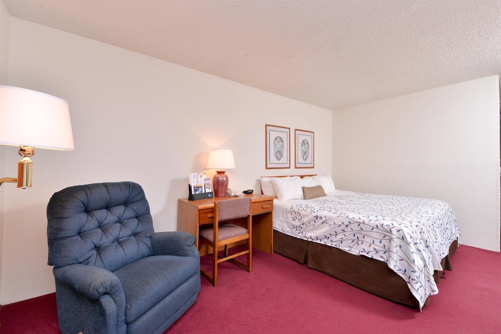 Americas Best Value Inn & Suites International Falls