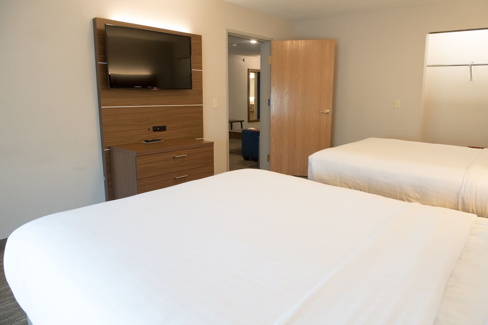 Holiday Inn Express Hotel & Suites Elkhart-South, an Ihg Hotel