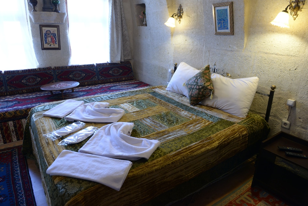 Caravanserai Cave Hotel