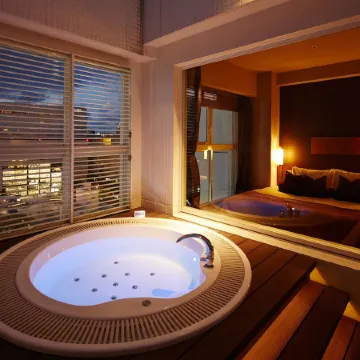 Koko Hotel Fukuoka Tenjin Отели рядом с достопримечательностью «Башня Фукуока»