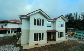 OYO 26193 Hotel Maple Suites