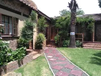 Khokha Moya Guesthouse Hotels near Bulembu View - Barberton Makhonjwa Mountains World Heritage Site