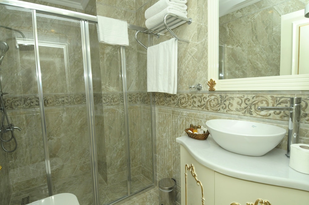 Istasyon Hotel (İstasyon Hotel)