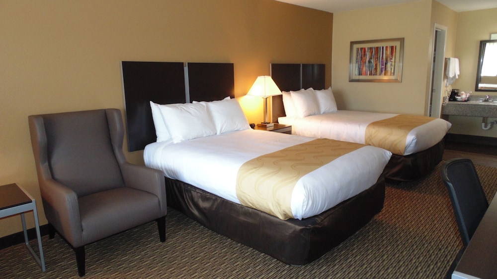 Quality Inn Glenpool - Tulsa