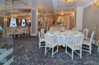 Hotel Queen Vera