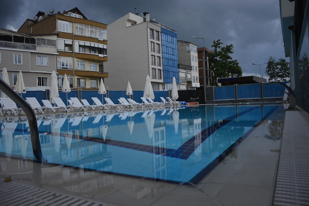 Turkuaz Beach Hotel