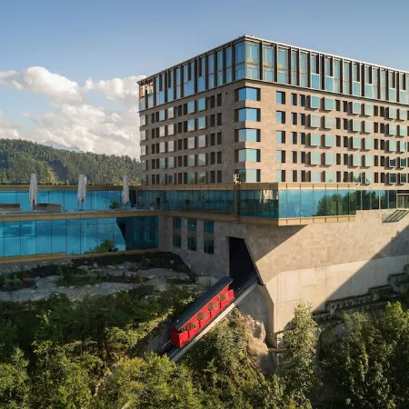 Burgenstock Hotel & Alpine Spa