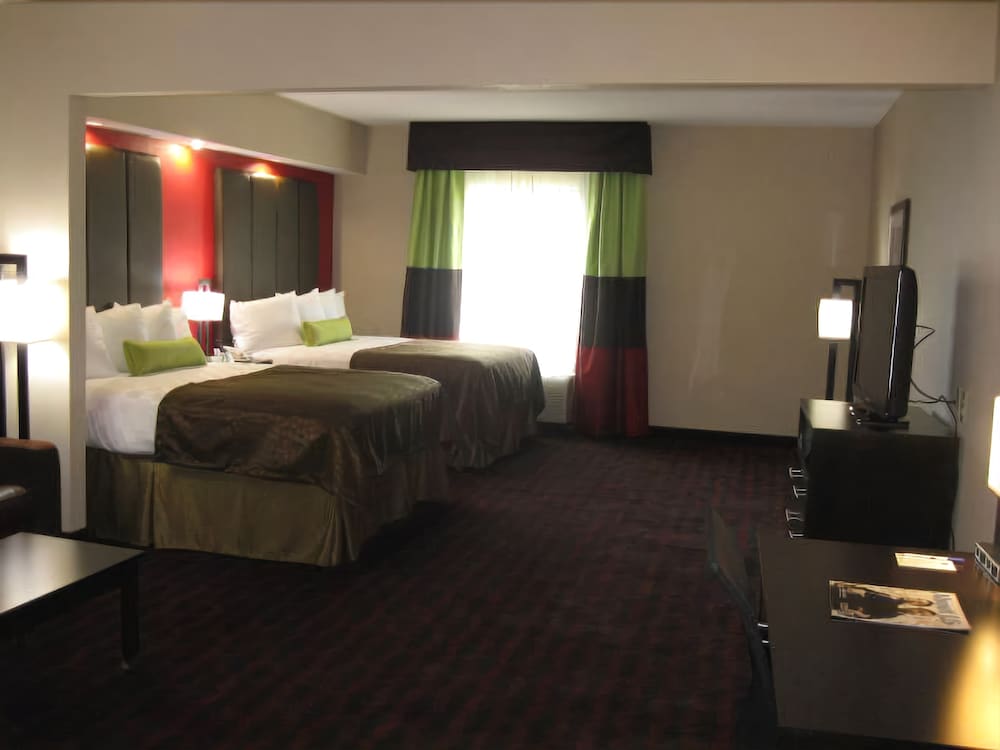 Best Western Plus Cushing Inn & Suites