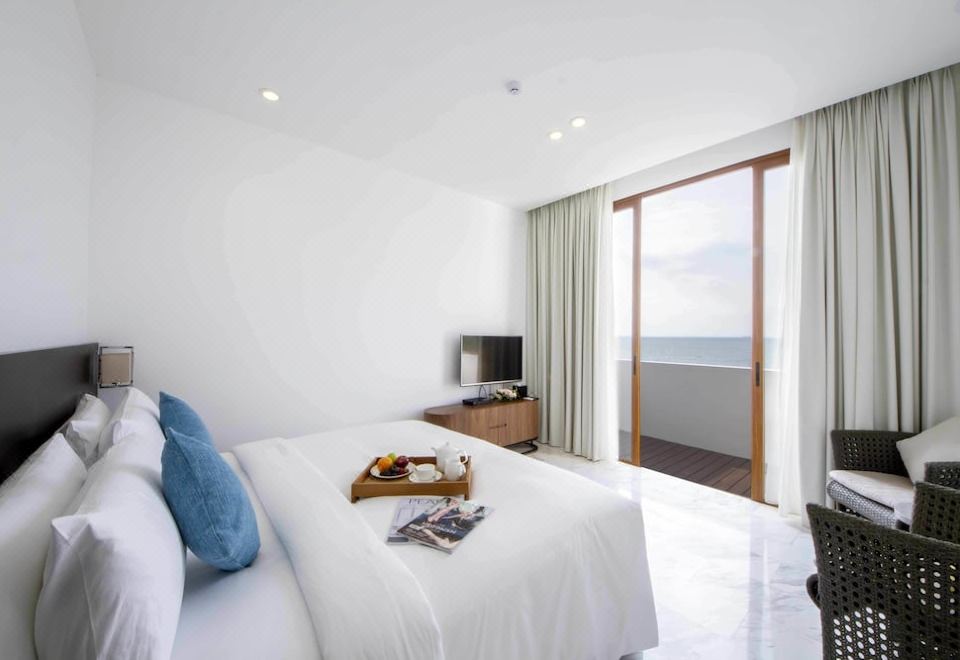 Dream World AquaOver view