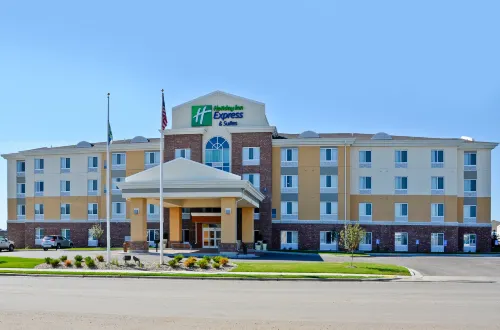 Holiday Inn Express & Suites WILLISTON by IHG