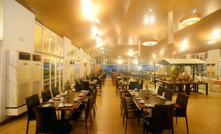 Bella Vista Waterfront Resort, Kuah Langkawi - Housity