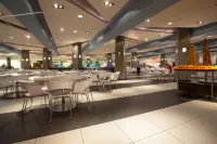 埃拉特U珊瑚海灘俱樂部全包酒店 - 早餐
