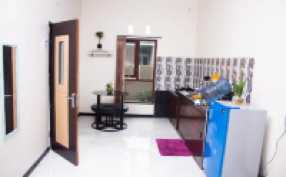 Homestay Villa Ijen - Four Bedroom