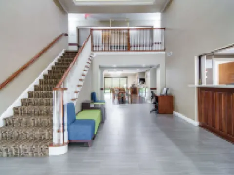 Quality Inn & Suites Canton, GA Hotels in Canton