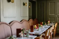 Pembroke Townhouse Hotels in Dublin