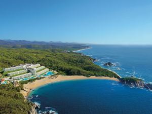 Secrets Huatulco Resort and Spa