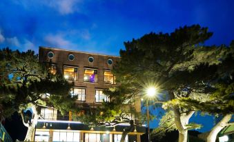 Geoje Big Sol Pension