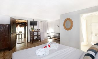 Cove Paradise Beach & Dive Resort - Housity