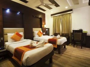 Hotel Amaltas International - Delhi-16