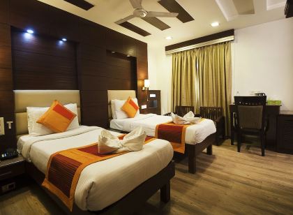 Hotel Amaltas International - Delhi-16