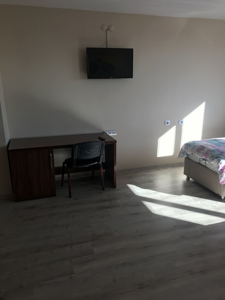 Gunes Otel