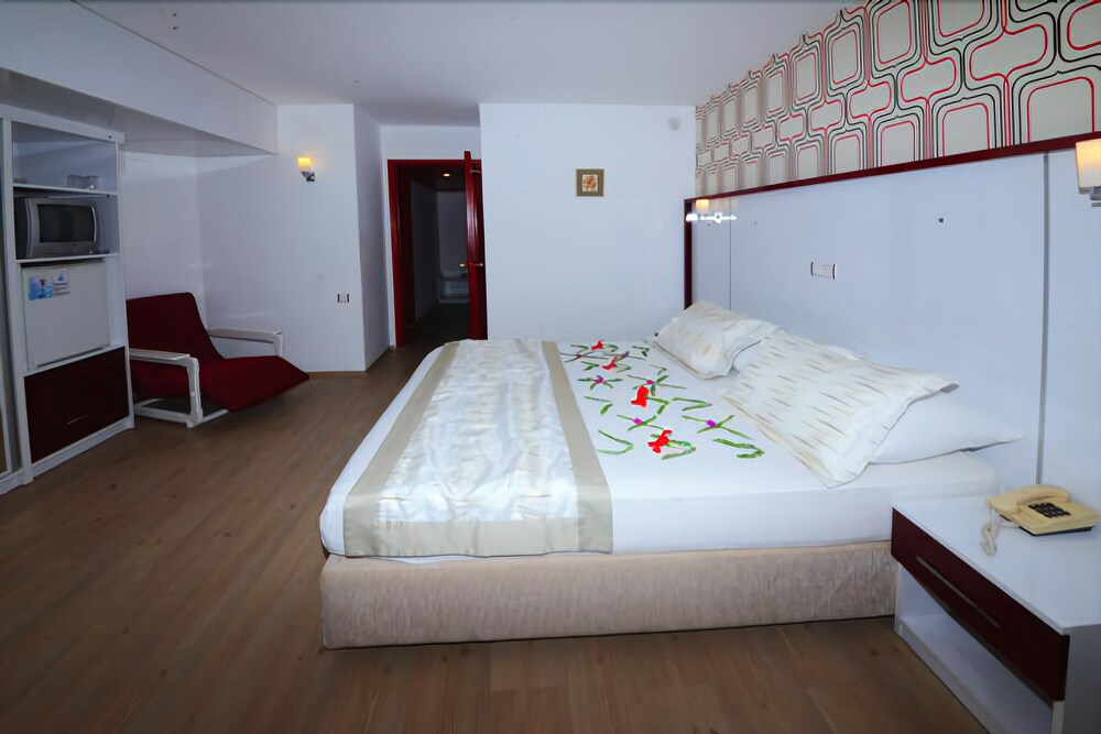 Hotel Pirat