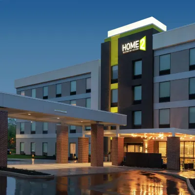 Home2 Suites by Hilton Indianapolis Airport Hotels near Indianapolis International Airport