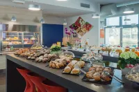 Camplus Bononia Casa Per Ferie - sarapan